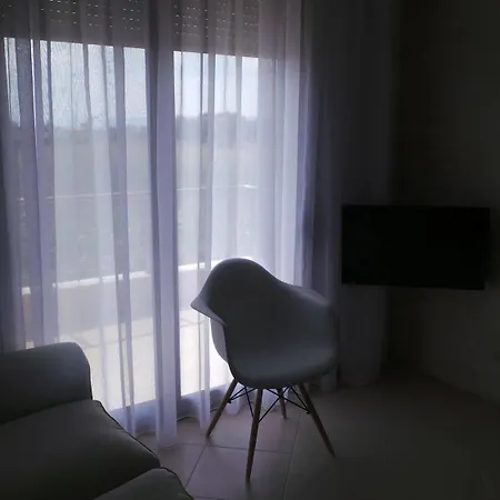 Apartment Niovi Boutique *