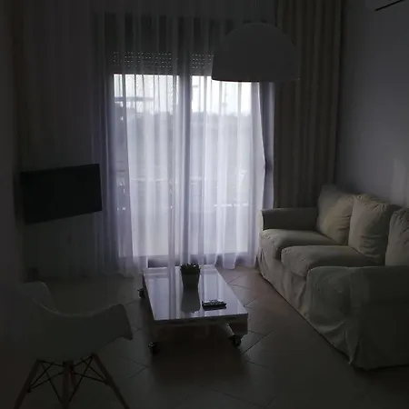 Niovi Boutique Apartment