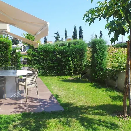 Niovi Boutique Afytos