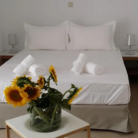 Niovi Boutique Afytos